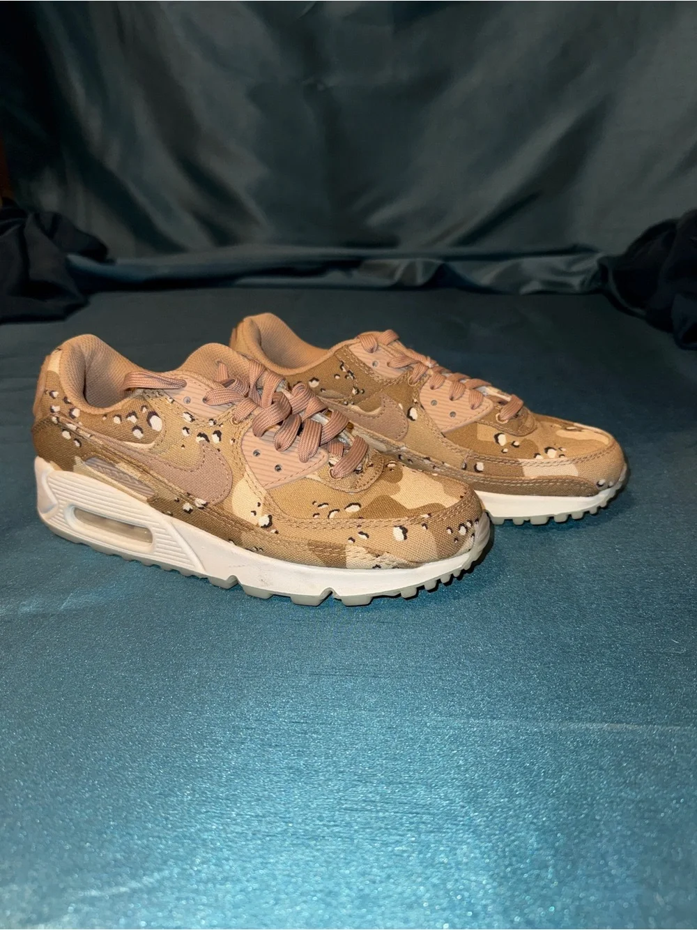 Nike Air Max 90 Desert Camo Sneakers - size 7